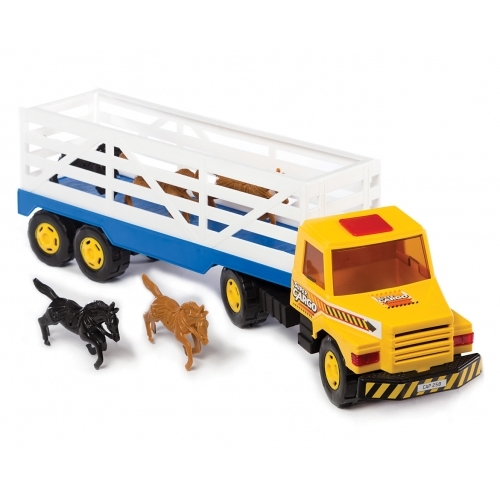 Camión transportador de animales